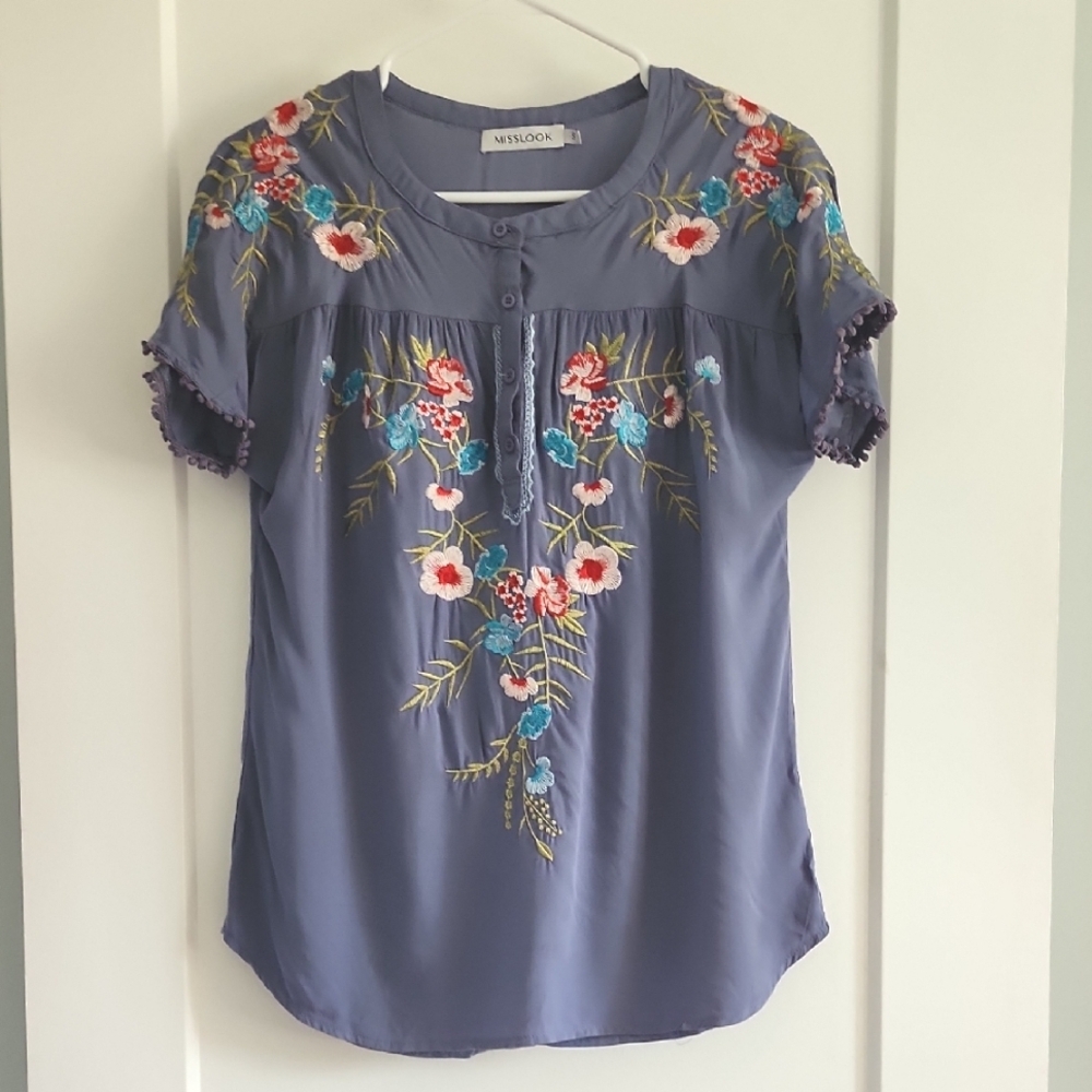 Embroidered Floral Blue Button Blouse Size Small